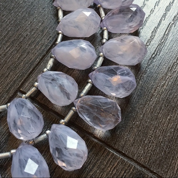 Ann Taylor LOFT Necklace - Picture 2 of 3